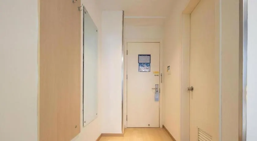 7 Days Inn Suzhou Mudu Ancient Town Kaima Auto Market Hotel